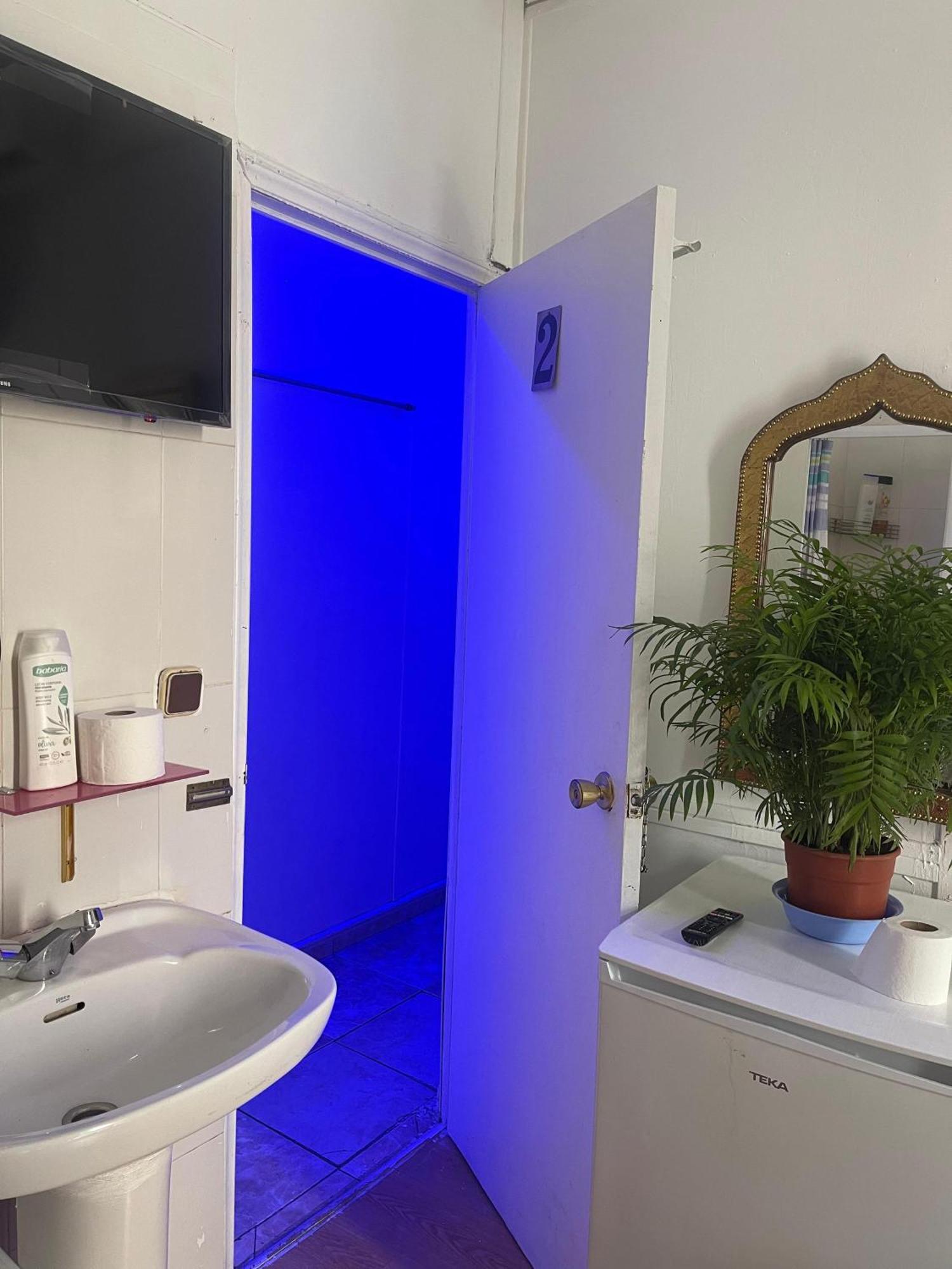 Hostal Daniel Madrid Dış mekan fotoğraf