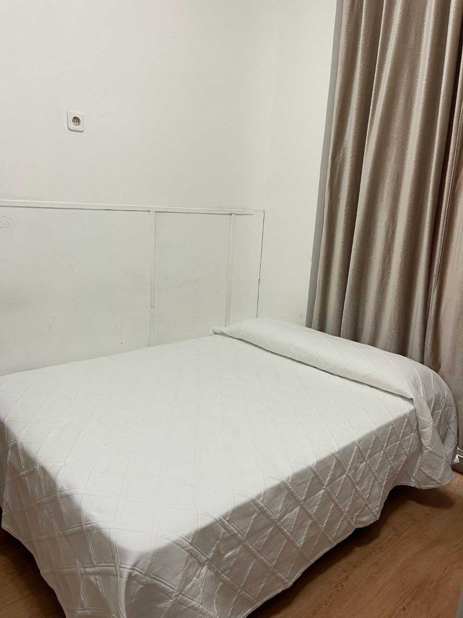 Hostal Daniel Madrid Dış mekan fotoğraf